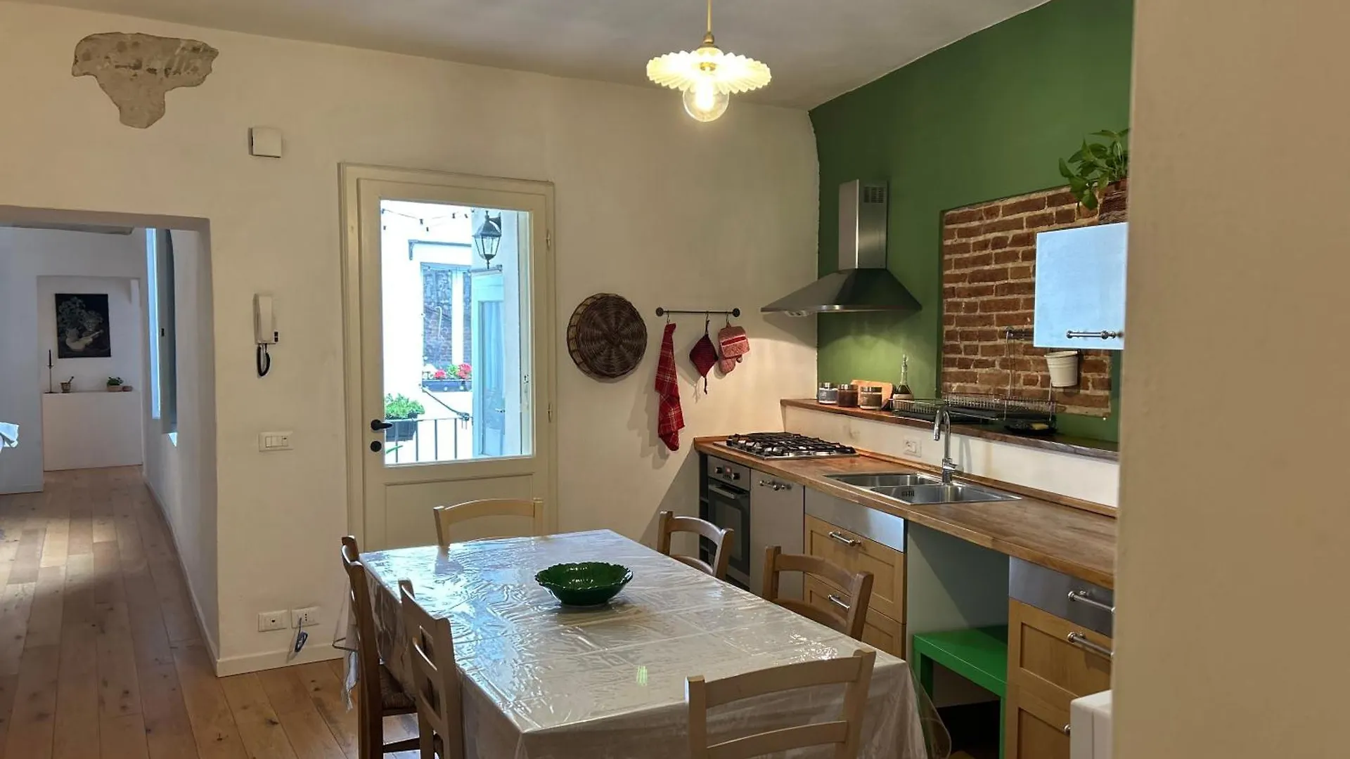 Frescos House Apartment Pisa 0*,  Italy