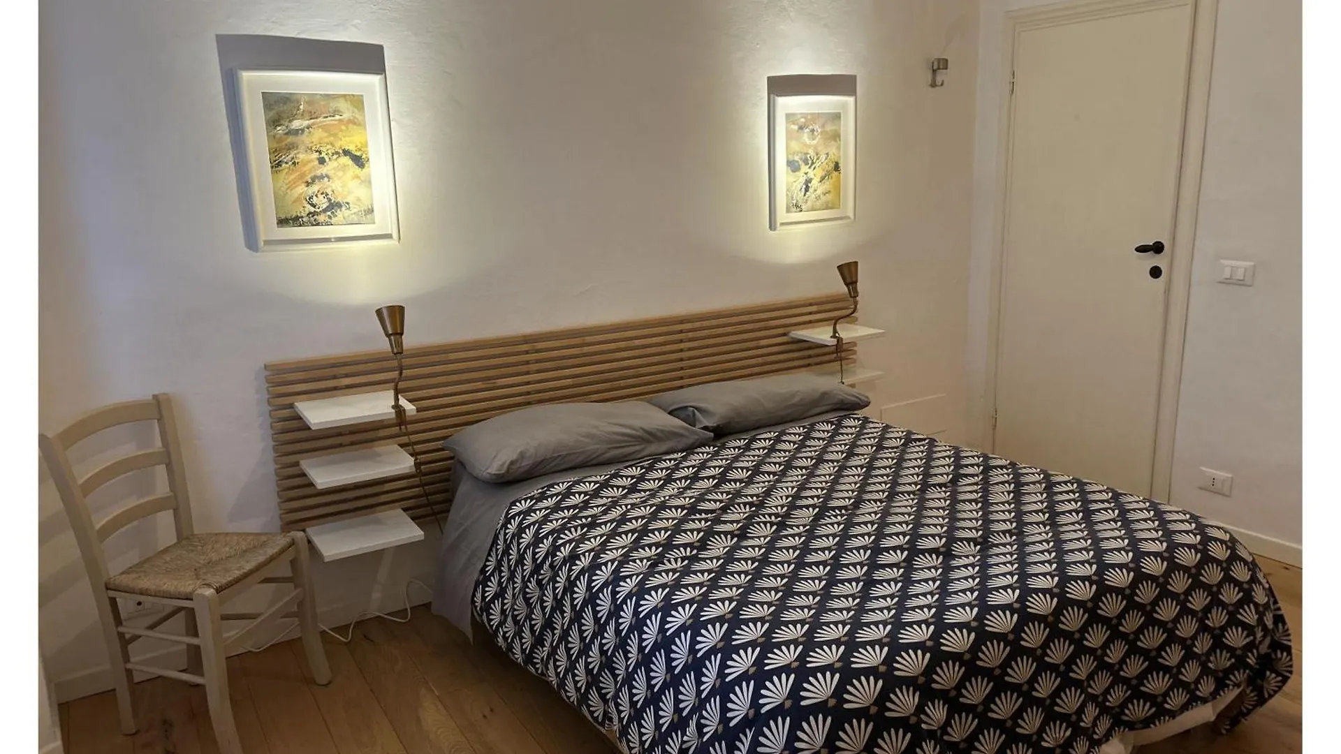Frescos House Apartment Pisa 0*,  Italy